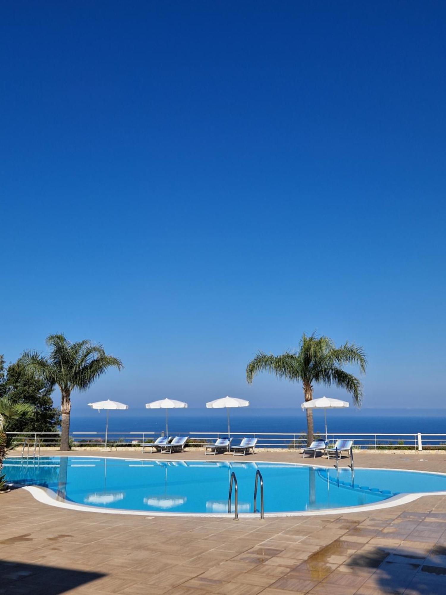 ריקאדי Santa Monica Residence Hotel מראה חיצוני תמונה